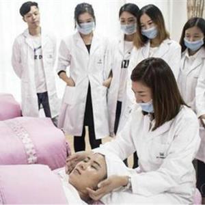 本专业和刘羚美容等多家美容美体机构签